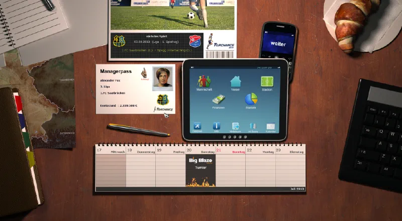 Screenshot aus Torchance 2014: Schreibtisch-Ansicht mit Managerpass, Tablet-Menü und Terminkalender